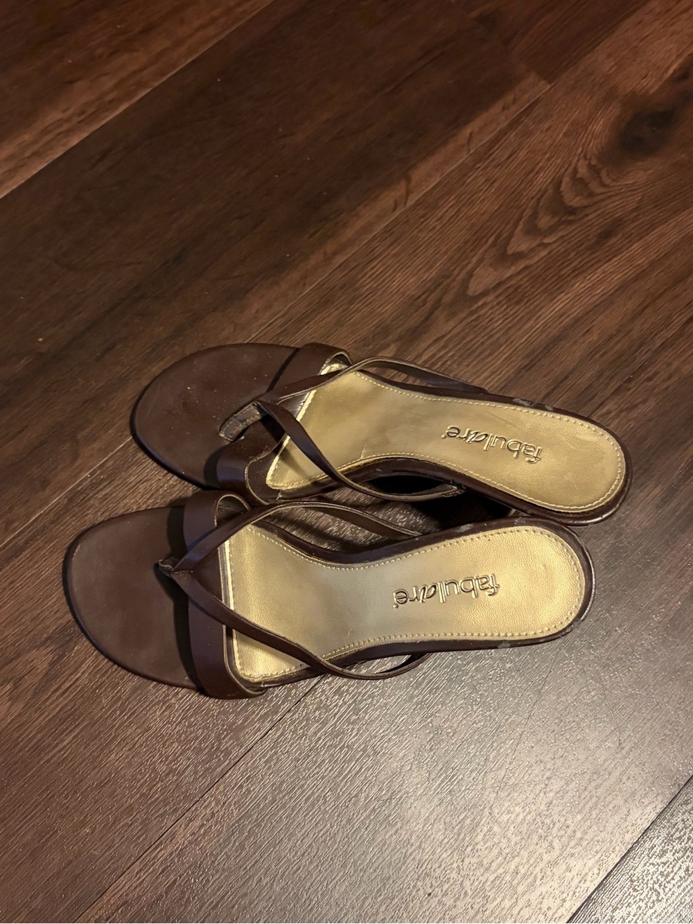 Fabuluxe Brown Strappy Slide Heels with Gold Footbed